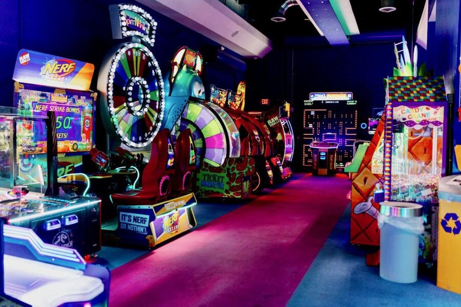 1 Hour of Unlimited Attractions & Arcade Games - What’s included, what costs extra, and what to expect on-site