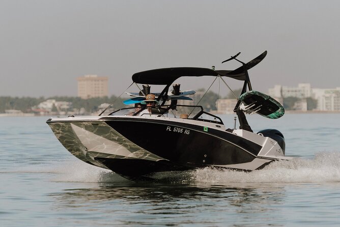 1-Hour Private Wakeboard Lesson in Miami Beach - What coaching time really looks like on the water