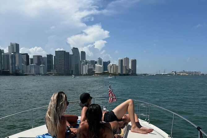 2 Hour Serenity and Scenery Yacht Cruise Miami - Private-boat perks you’ll actually use: food, drinks, music, comfort