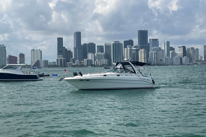 2 Hour Serenity and Scenery Yacht Cruise Miami - Meeting point, timing, and the rules that can make or break the trip