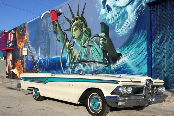 2H Private Classic Car Tour Miami Beach & Wynwood - A 1957 theater stop, plus the kind of details that make it stick