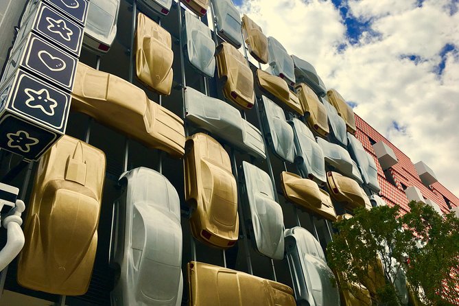 2H Private Classic Car Tour Miami Beach & Wynwood - Wynwood in an open-top car: street art you can actually feel