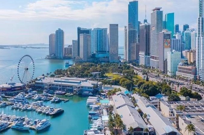 3 Story 100ft Hip Hop Yacht Party with 3 Hour Open Bar - Who Should Book This, and Who Should Skip It