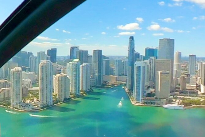 40-Minute Private Luxury Miami Beach Airplane Tour - Coconut Grove, the port, and Coral Gables in one sweep
