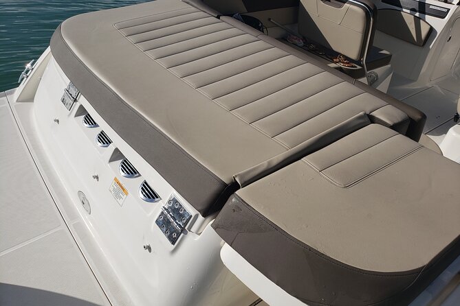 42 to 46 Ft Private Yacht Miami, rent for 2 our 4 hours, 12 ppl - Who This Yacht Day Suits Best