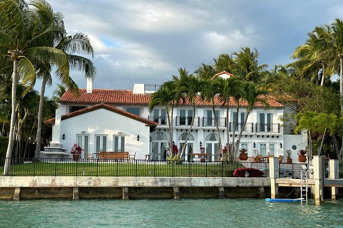 50' Private Yacht Experience in Miami for 12 people - Price And Value: When $650 Per Group Makes Sense
