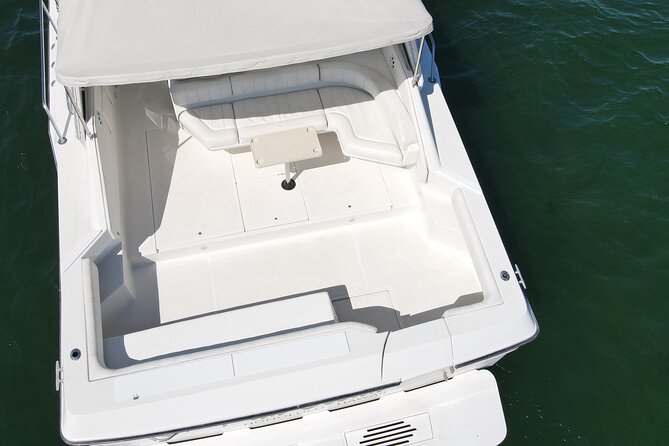 50ft Luxury Yacht Tour in Miami Beach Captain, Fun & Party! - Boat condition: how to protect your day from disappointment