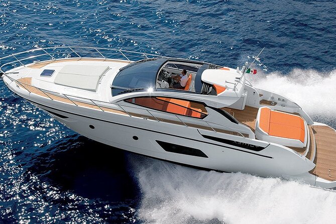 52' Azimut Yacht Charter - Key Highlights You’ll Care About