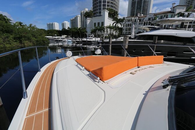 52' Azimut Yacht Charter - What’s Included vs. What You’ll Add