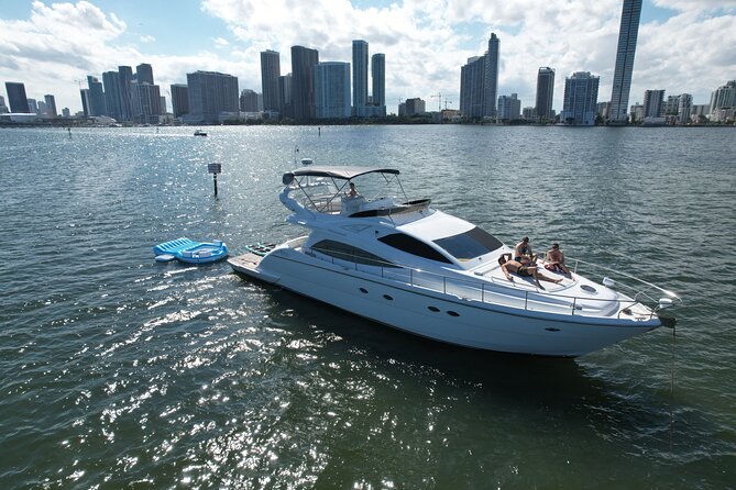 65ft Yacht Charter in Miami - Key highlights before you book