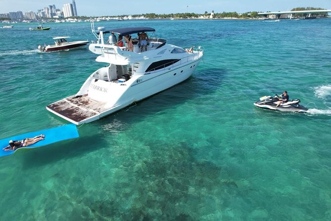 65ft Yacht Charter in Miami - Inside the Yacht: Space, Comfort, and Fun Add-Ons