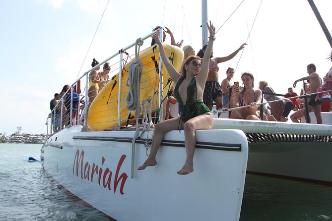 All Inclusive Party Boat Miami - Size and timing: why check-in and crowd flow can matter