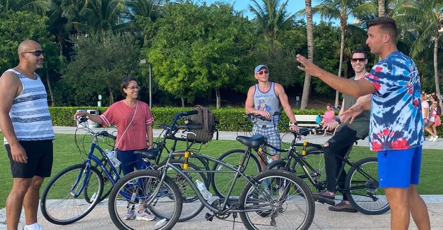 Art Deco, History and Crime Bike Tour with Design Enthusiast - Miami Beach’s man-made miracle, plus the crimes that followed