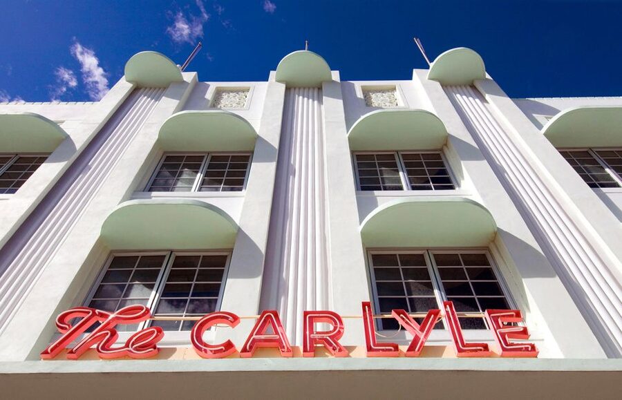 Art Deco, History and Crime Bike Tour with Design Enthusiast - The South Beach corridor: Art Deco hotels, parks, and the power of lobbies