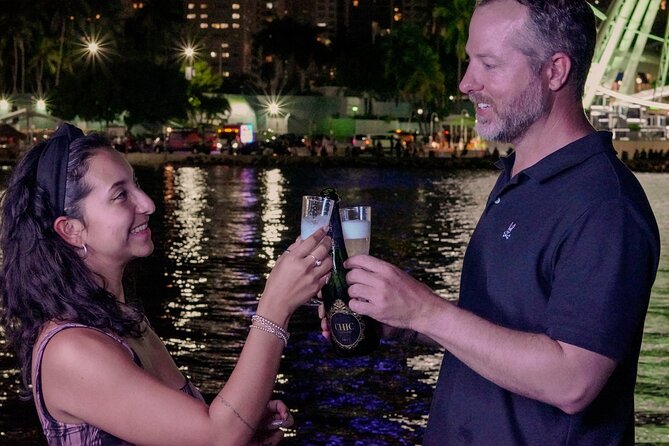 Champagne City Lights Boat Tour - The 1 hour 15 minute cruise that actually fits your schedule