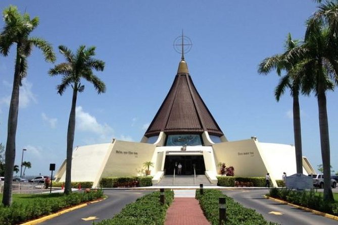 City Tour Miami PLUS and Boat Tour - The value: a full-day Miami sampler with a real cruise