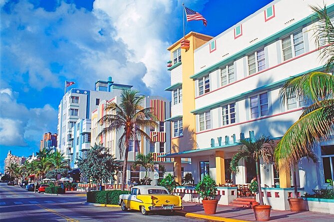 City Tour Miami PLUS and Boat Tour - Getting on the bus: Bayside Marketplace vs South Beach