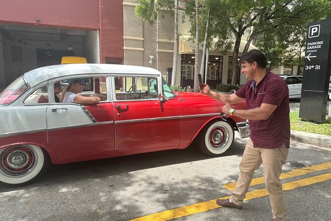 Classic Car Tour around Miami - How the Private Classic Car Pickup Works in Miami Beach