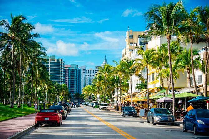 Classic Car Tour around Miami - Getting Set Up at 1500 Collins Ave and the Collins Avenue Drive