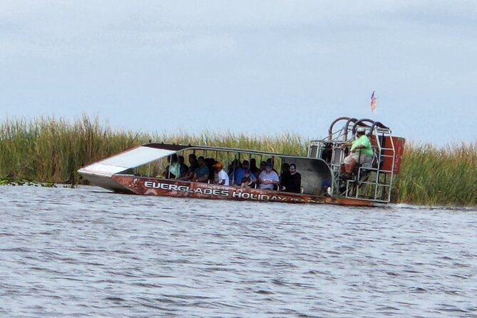 Everglades Alligator Airboat Tour with Bus transfer from Miami - Alligator Exhibit And Show With Tyler (And the Captivity Question)