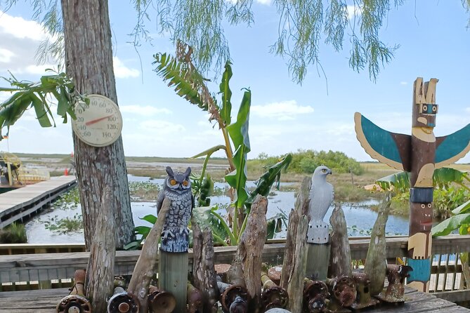 Everglades Eco Airboat Tour-Small Group & 2 Private Islands - Two Private Islands: Rescued Animals and an Educational Walk