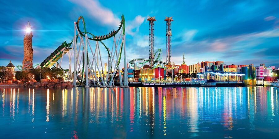 From Miami: Bus transfer to Orlando Theme Parks - Bus comfort: WiFi, movies, restroom, and power that help