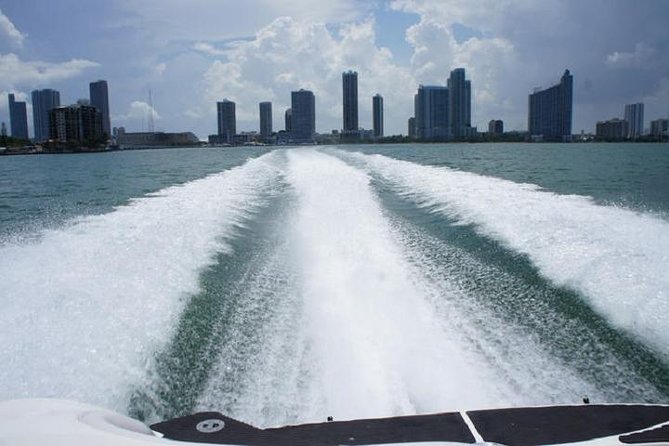 Fully Private Speed Boat Tours, VIP-style Miami Speedboat Tour of Star Island! - VIP-style meets real Miami: why this speedboat tour works