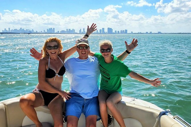Fully Private Speed Boat Tours, VIP-style Miami Speedboat Tour of Star Island! - South Beach, South Pointe, and Lincoln Road: the route’s calm-and-cool stops