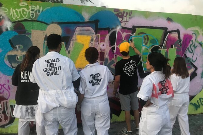 Graffiti Master Class - Wynwood - What the guide experience feels like with Pedro-style energy