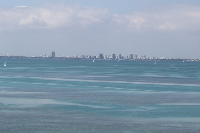 Haulover Beach Helicopter Tour in Miami - Gulfstream Park to Golden Beach: the first wow moments