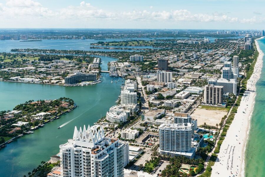 Helicopter Tour: Fort Lauderdale to Miami Beach - KEEN FLY Check-In: How to Avoid Losing Flight Time