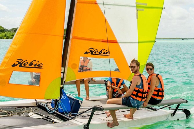 Hobie Cat Sailing with Miami Watersports - The boats: Hobie Wave vs. Hobie Getaway (what changes for your day)