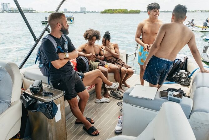 Jet Ski Miami: Experience the Ultimate Water Fun - Solo or two-up riding: the rules that affect who gets what