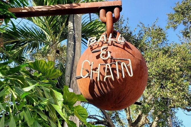 Little Havana Walking Tour for History Buffs - Cuban Memorial Boulevard Park: Monuments Without the Museum Feeling