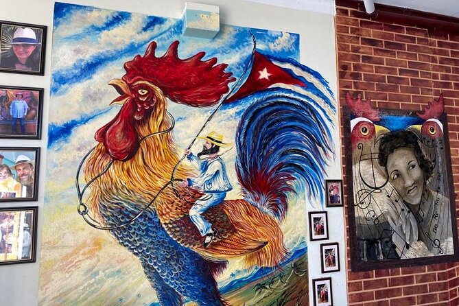 Little Havana Walking Tour for History Buffs - Calle Ocho: Where Food, People, and the Past All Interact