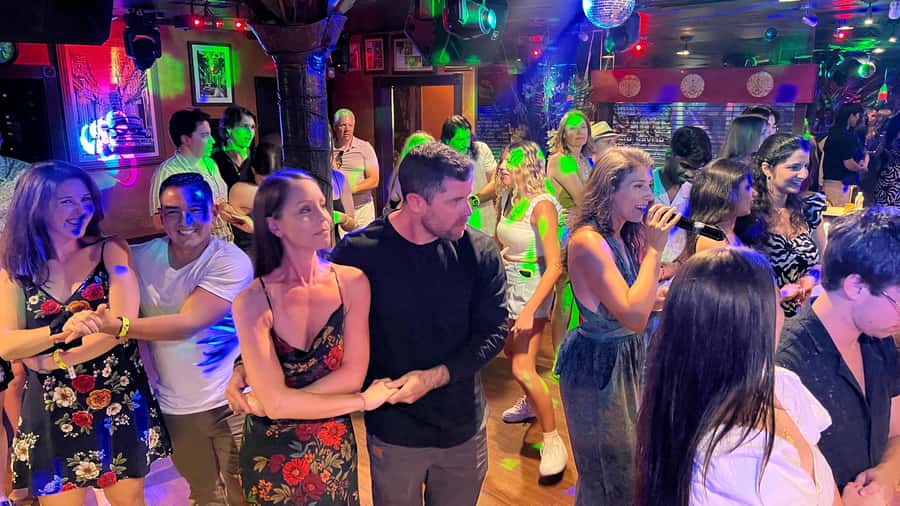 Mango's Miami: Salsa Lessons, Mojitos, Bites & Live Music - Where this happens at Mango’s Miami (and why that matters)