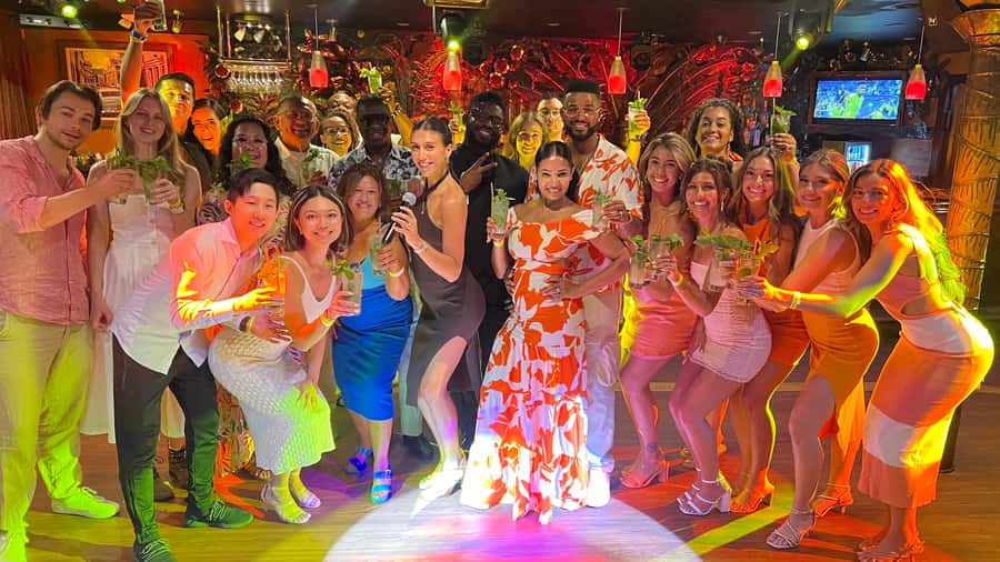 Mango's Miami: Salsa Lessons, Mojitos, Bites & Live Music - Salsa at 9:20pm: what beginner steps feel like in a group setting