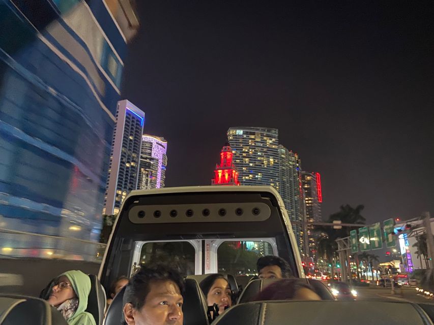 Miami: 2-Hour Guided Panoramic City Tour by Night - Languages, Guide Quality, and Why the Commentary Matters