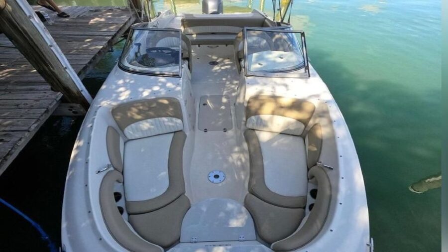 Miami: 24-Foot Private Boat for up to 8 People - Music, Photos, and the Fun Bits That Make It a Private Day