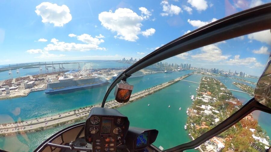 Miami: 30-Minute Private Helicopter Tour with Champagne - The Flight Route: Art Deco Miami Beach, Islands, and Key Biscayne