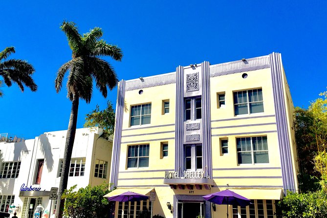 Miami 4H Private Classic Car Tour! - Coral Gables sightseeing: Biltmore Hotel, Venetian Pool style, and old streets