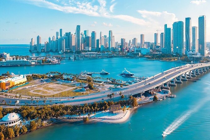 Miami Airport Executive Transfer Service - Vehicle options for families, business, and cruise logistics