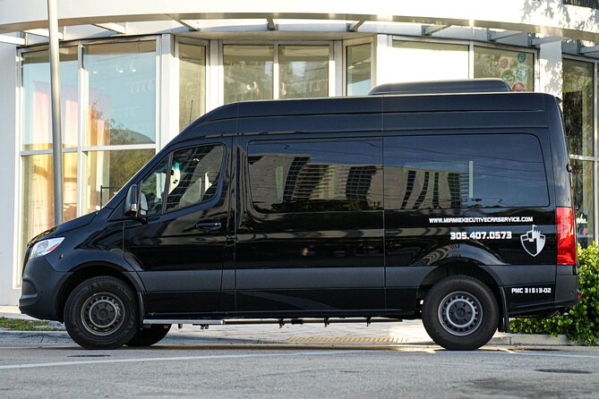 Miami Airport Executive Transfer Service - Door-to-door comfort, from the terminal to hotel or cruise