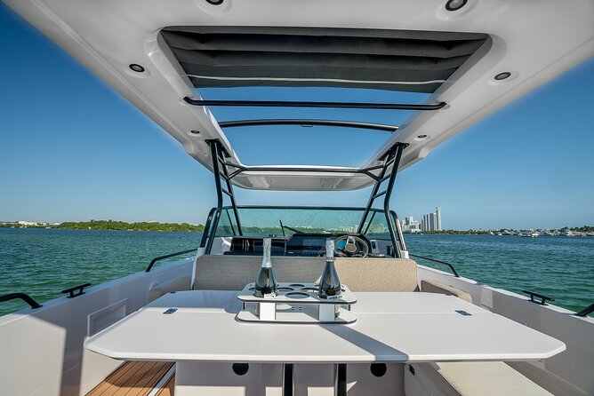 Miami Bay Discovery Private Yacht Cruise with Captain - How Long Is Enough: The 2 to 6 Hour Window