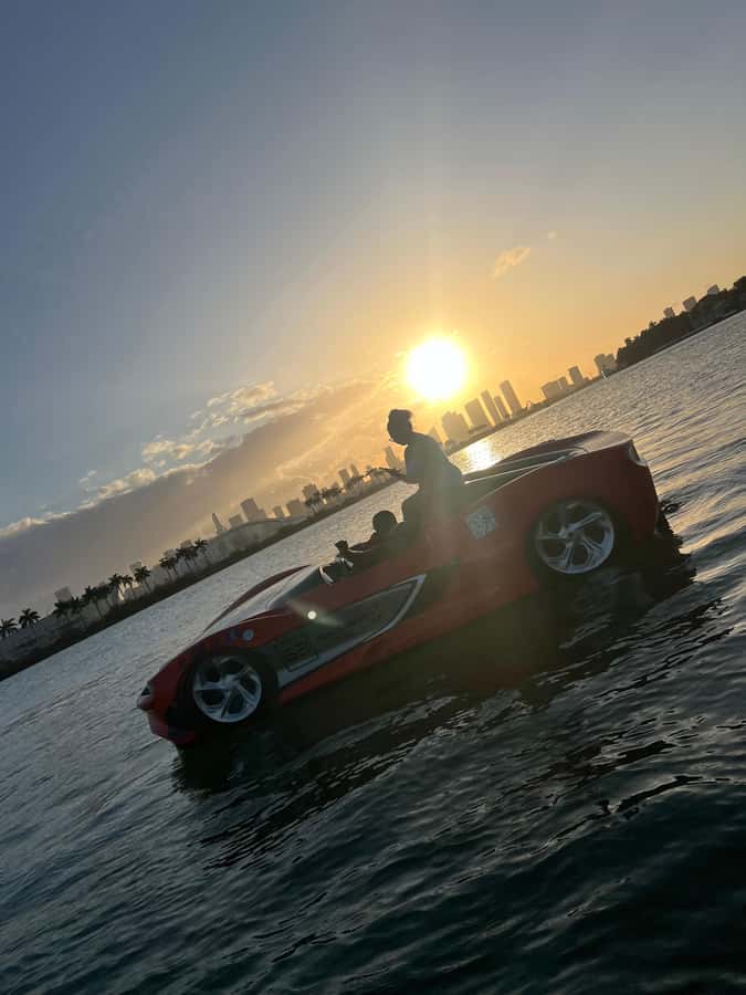 Miami Beach: 1 Hour Jetcar Rentals & 30min Celeb Boat Tour - Celebrity boat tour first: 30 minutes of coastal showtime