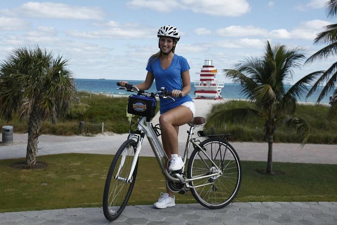 Miami Beach Bike Tour - First Pedal in South Beach: Meeting at 210 10th St