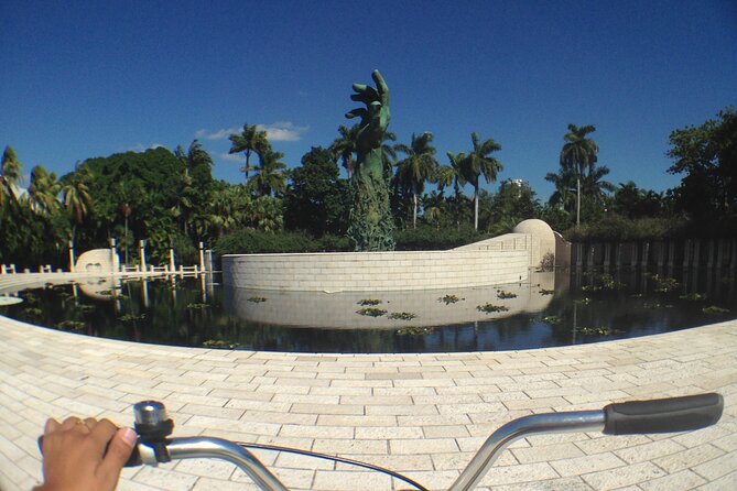 Miami Beach Bike Tour - How the Bike Tour Works With a Maximum of 10