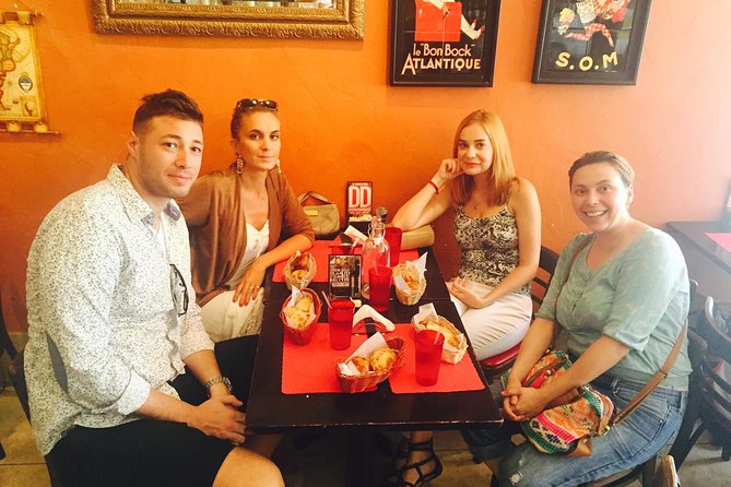 Miami Beach Food and Art Deco Walking Tour - Stop 1: Lincoln Road empanadas, theaters, and a pedestrian promenade