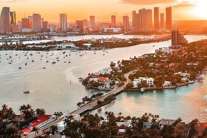 Miami Beach: Luxury Private 50-min Airplane Tour - Fisher Island and Bal Harbour: the luxury sections you can actually name