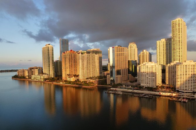 Miami Beach: Luxury Private 50-min Airplane Tour - Sunny Isles, then back toward Downtown’s skyscraper angles